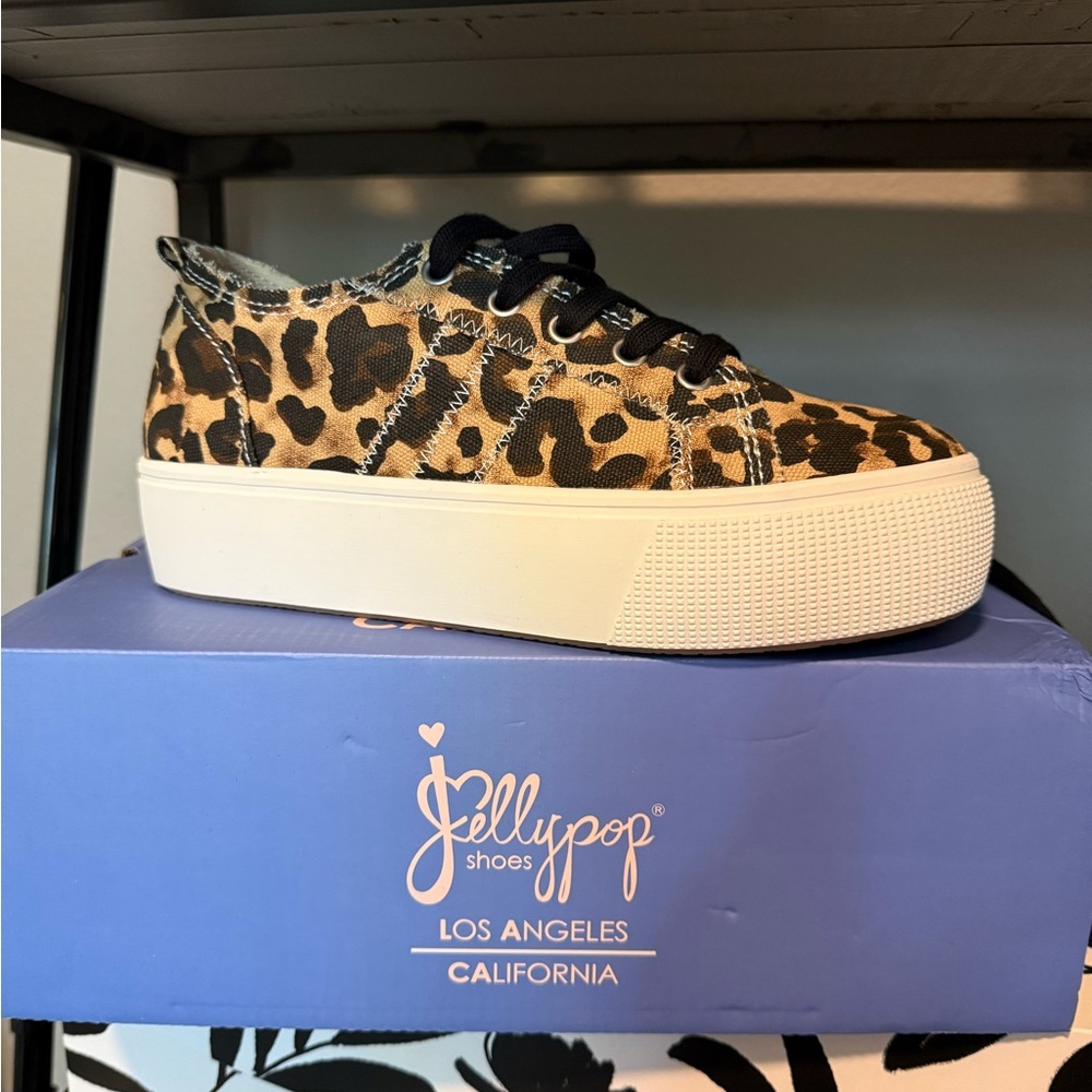 Jellypop Women's Leopard Print Platform Sneakers Size 7.5